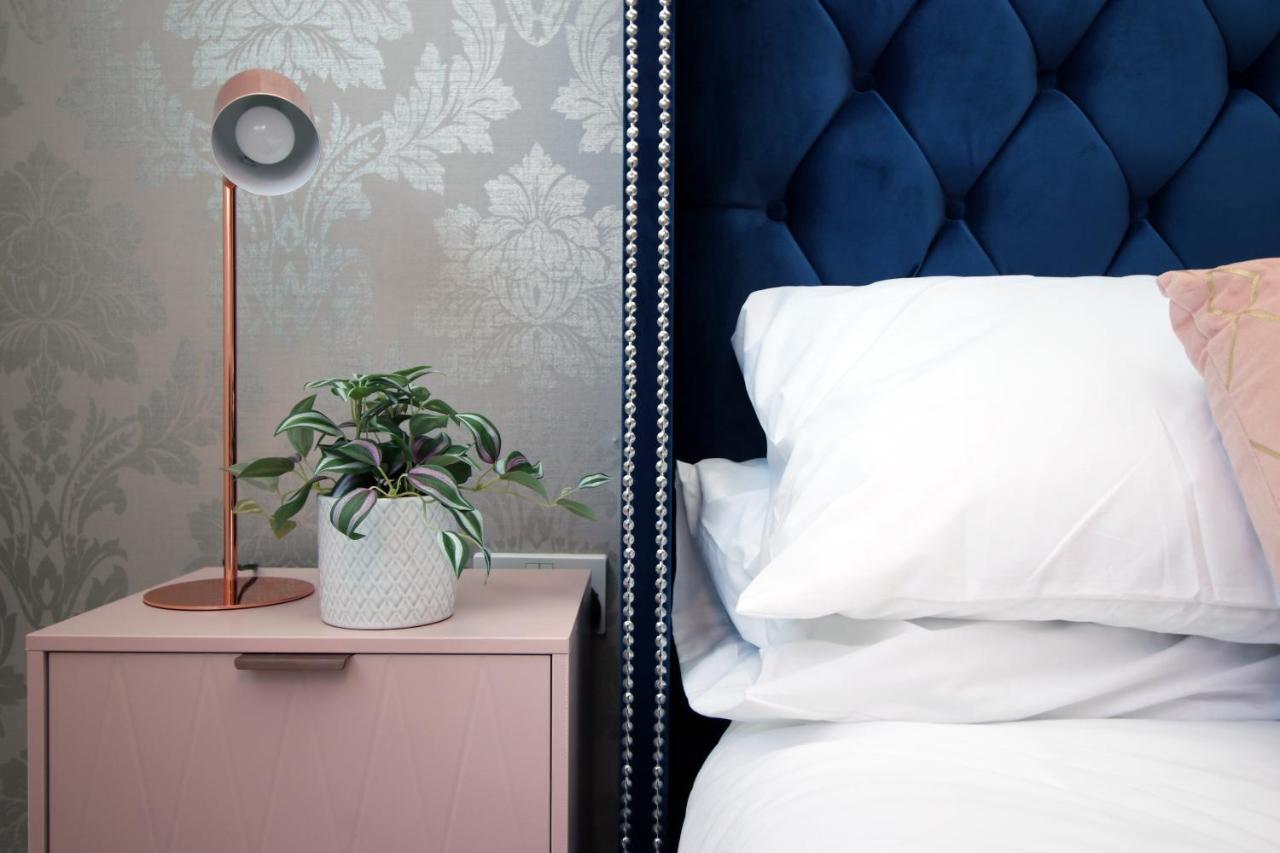 The View - Long Stay Offer - Modern Central Apartment And Parking By Cto Serviced Apartments Cardiff Luaran gambar